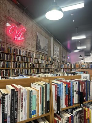 Downtown Book & Sound by null