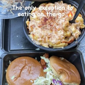 Angry Chickz - Chicken sliders medium heat and Loaded Mac and Cheese medium heat - Chicken Shop Near Me - Sacramento, California