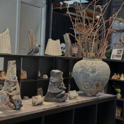 Akira Satake Ceramics - A wide range of styles of functional and sculptural ceramics, both gas and wood fired, all conceived and created by Akira Satake.