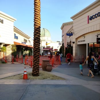 Carlsbad Premium Outlets - Shopping Centers Near Me - Carlsbad, California Carlsbad Premium Outlets - Shopping Centers Near Me - Carlsbad, California