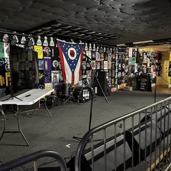 Westside Bowl - Downstairs stage. This is where bands play! Wow! Like The Vindys! From Vindalfornia! - Pizza Near Me - Youngstown, Ohio Westside Bowl - Downstairs stage. This is where bands play! Wow! Like The Vindys! From Vindalfornia! - Pizza Near Me - Youngstown, Ohio
