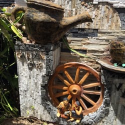 Vy Vy Garden Cafe - Beautyfully garden