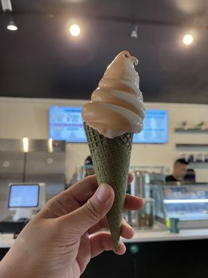 Softea Dessert Bar by null