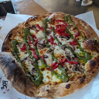 MOD Pizza - Tristan - Fast Food Near Me - Silverdale, Washington