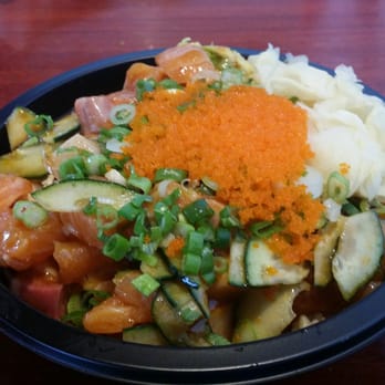 Uroko Poke - Large size poke..a bit smushed down because of the cap but best size ever - Japanese Near Me - Costa Mesa, California