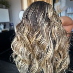 Tammy Mynes Hair - Hand tied weft extensions with a seamless color blend