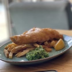 Sharksfin Bar - Fish and chips