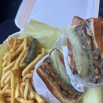 Ray's - Bacon Cheese Burger - Sandwiches Near Me - Los Angeles, California Ray's - Bacon Cheese Burger - Sandwiches Near Me - Los Angeles, California