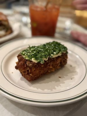 Gateau Ghost by null