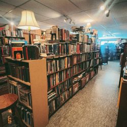 E Quinn Book Seller