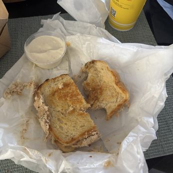 Goody's Cafe - Burgers Near Me - Palm Desert, California