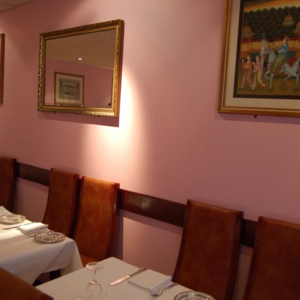 Gulshan Tandoori - interior - Indian Near Me - London, XGL