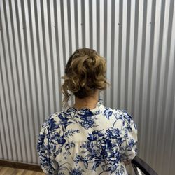 The Divine Salon & Day Spa