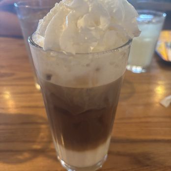 Cracker Barrel Old Country Store - Iced Vanilla Latte - American Near Me - Deerfield Beach, Florida Cracker Barrel Old Country Store - Iced Vanilla Latte - American Near Me - Deerfield Beach, Florida
