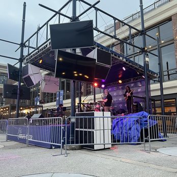 Navy Pier - Band in the beer garden - Landmarks & Historical Buildings Near Me - Chicago, Illinois
