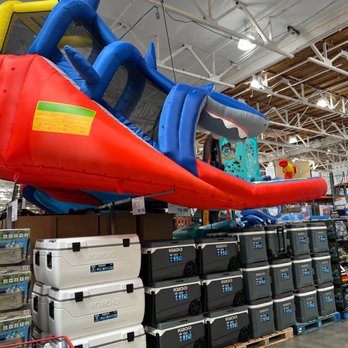 Costco Wholesale - Summer time is here! - Gas Stations Near Me - Azusa, California