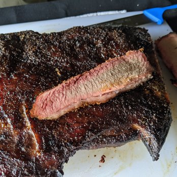 B3 Smokehouse - look at that smoke ring on the brisket! - Barbeque Near Me - High Point, North Carolina