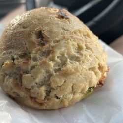 Sixteen Mill - Scallion scone