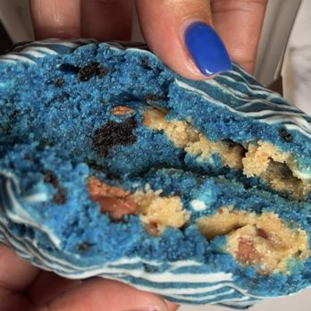 Cookiehead Bakery - Cookie monster - Bakeries Near Me - Coral Springs, Florida Cookiehead Bakery - Cookie monster - Bakeries Near Me - Coral Springs, Florida