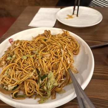 Northern Cafe - D6. Lao Gan Ma Fried Noodle with Chicken / 老乾媽炒麵 - Chinese Near Me - Irvine, California Northern Cafe - D6. Lao Gan Ma Fried Noodle with Chicken / 老乾媽炒麵 - Chinese Near Me - Irvine, California