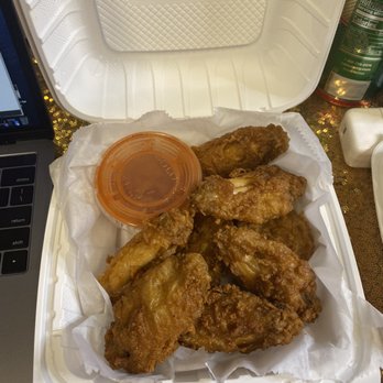Sawmill Cafe - Fried wings ALL FLATS! - Cafes Near Me - Baltimore, Maryland