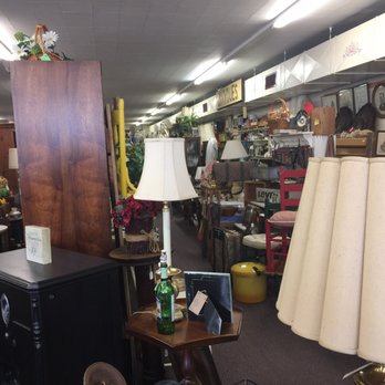 Collectors'corner - Lots and lots of goodies - Antiques Near Me - Moncks Corner, South Carolina Collectors'corner - Lots and lots of goodies - Antiques Near Me - Moncks Corner, South Carolina
