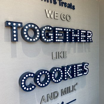 Tiff's Treats Cookie Delivery - Bakeries Near Me - Raleigh, North Carolina Tiff's Treats Cookie Delivery - Bakeries Near Me - Raleigh, North Carolina