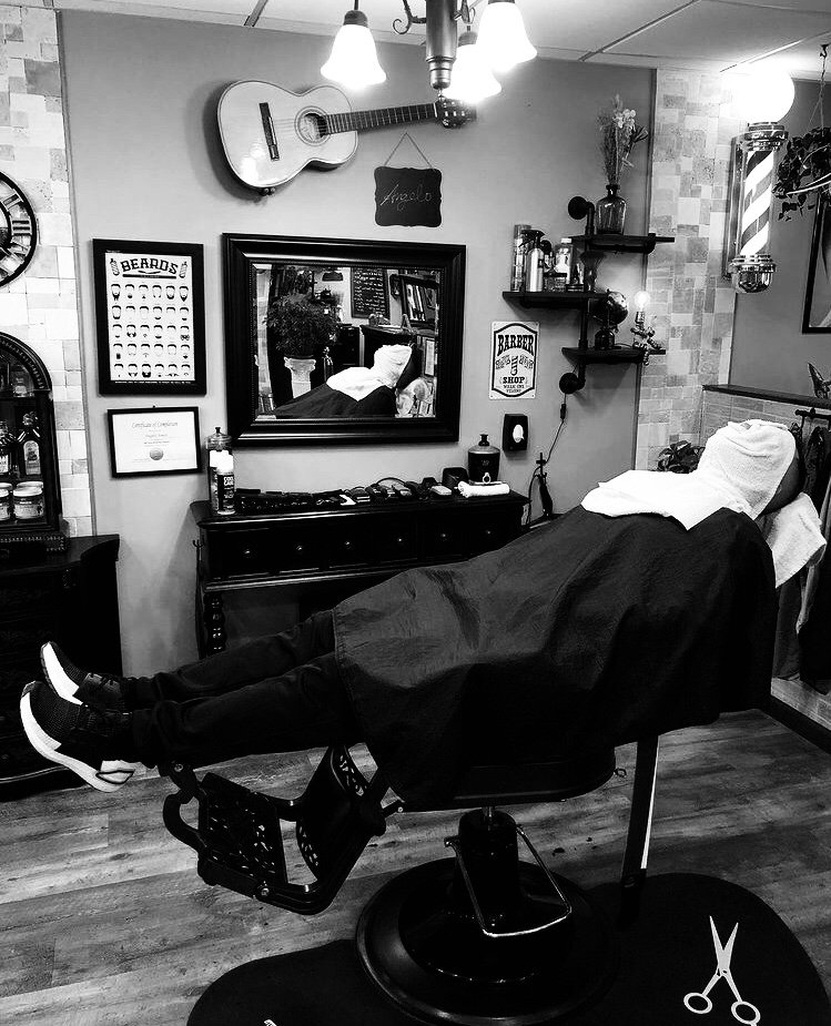 Nico’s Barber Shop Logo