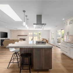 Hahka Kitchens - full kitchen design & remodels