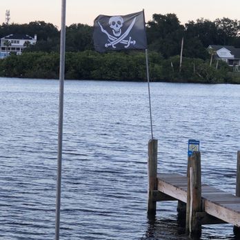 Jerry’s Dockside Bar & Grill - Bars Near Me - Gibsonton, Florida