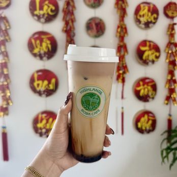 Highlands Boba Cafe - Tiramisu boba - Cafes Near Me - Fresno, California