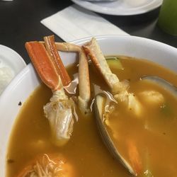 La Bocana Mariscos - Not even one complete leg