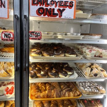 Bova's Bakery - pastry case - Bakeries Near Me - Boston, Massachusetts
