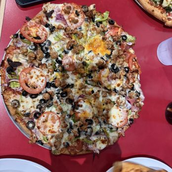 Extreme Pizza - Novato - Yard sale gluten free goodness - Pizza Near Me - Novato, California Extreme Pizza - Novato - Yard sale gluten free goodness - Pizza Near Me - Novato, California