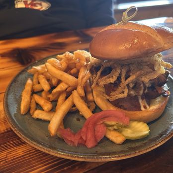 Blind Box BBQ - Notorious PIG - Barbeque Near Me - Shawnee, Kansas