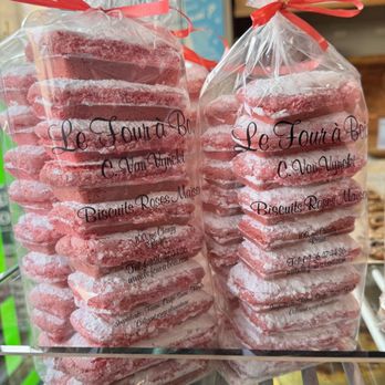 Le Four à Bois - Rose biscuits - Bakeries Near Me - Reims, 51 Le Four à Bois - Rose biscuits - Bakeries Near Me - Reims, 51