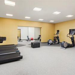 Hilton Garden Inn Chandler Downtown - Health club  fitness center  gym