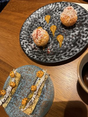 CruiX Restaurant by null