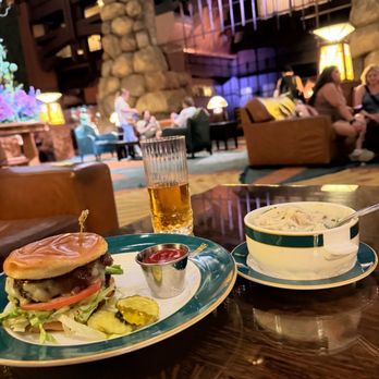 Hearthstone Lounge - Lounges Near Me - Anaheim, California