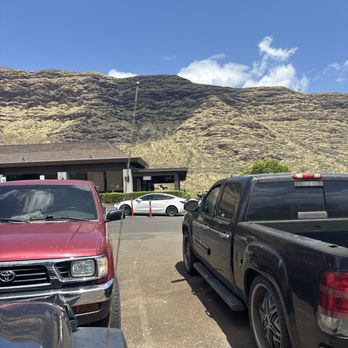 Lilikoi Lounge - Go through the Pro shop. - Breakfast & Brunch Near Me - Waianae, Hawaii