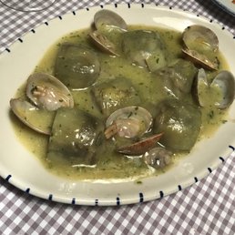 Alcachofas & Almejas Alcachofas & Almejas