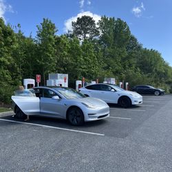 Tesla Supercharger - Yemasssee Tesla Supercharger