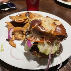 Brennans Irish Pub - Burger