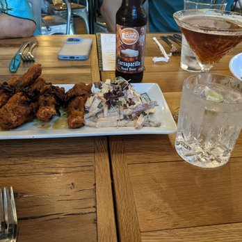 Rail & Rye - Duck Wings and Espresso Martini - Pubs Near Me - Navasota, Texas