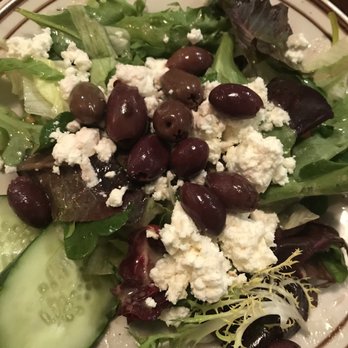 Po’ Melvin’s - Greek Salad - American Near Me - Irving, Texas