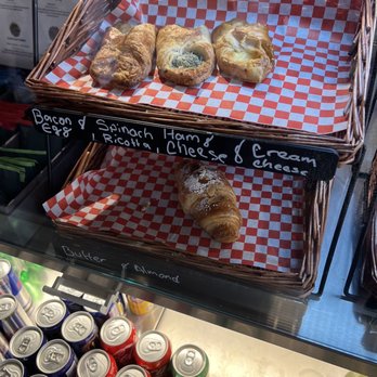 Le Macaron French Pastries - Croissant Savory - Macarons Near Me - Houston, Texas