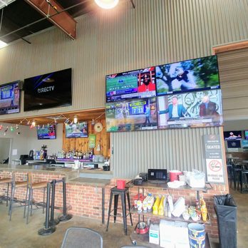 Rogers Roundhouse - Beer Gardens Near Me - Fort Worth, Texas