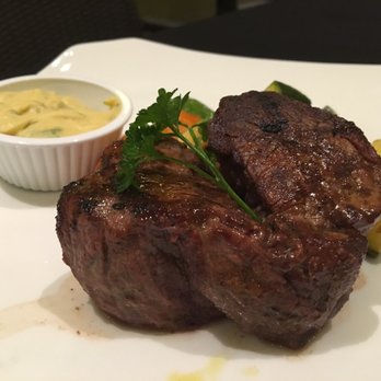 Cafe Julia - Filet mignon - Cafes Near Me - Honolulu, Hawaii