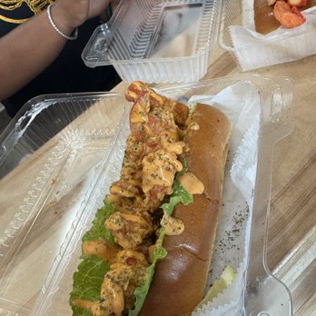 BK Lobster Baltimore - East New York Roll - Seafood Near Me - Baltimore, Maryland