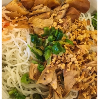 Noodle City - #35 vermicelli rice noodles, chargrilled chicken and egg rolls. - Vietnamese Near Me - Goleta, California Noodle City - #35 vermicelli rice noodles, chargrilled chicken and egg rolls. - Vietnamese Near Me - Goleta, California